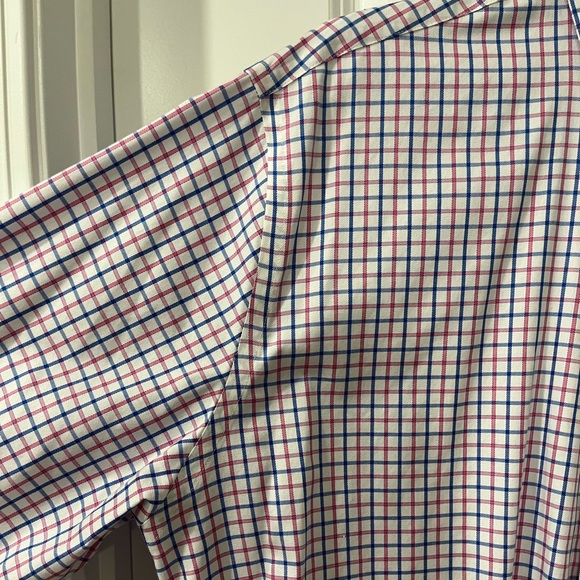 Men’s Peter Millar Nanoluxe Button-down shirt - Picture 5 of 7